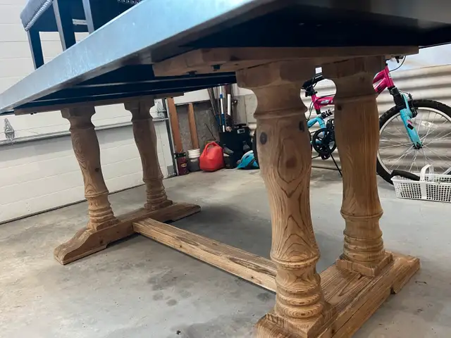Dining table and 4 chairs from Home Sense in Dining Tables & Sets in Kingston - Image 3