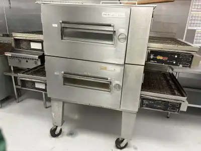Used Lincoln Impinger Double-Stack Gas Conveyor Pizza Oven This is an excellent opportu nity to acqu...