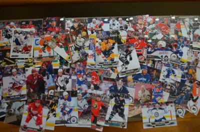 Cartes de hockey  NHL collection 130 cartes, View more