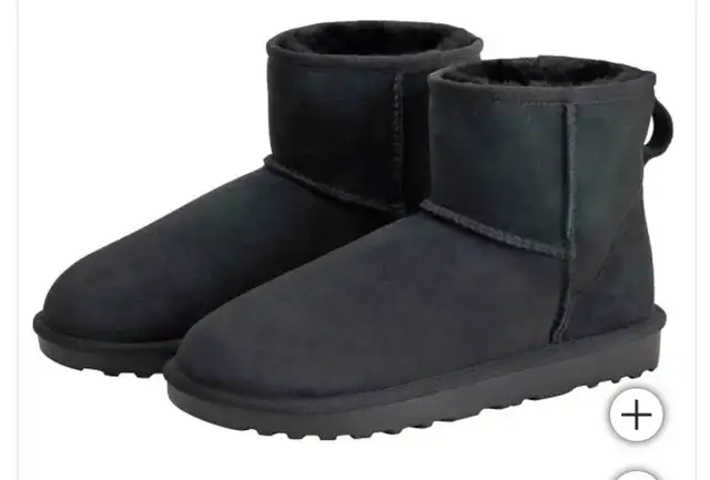 NEW Kirkland Signature Women's Shearling Boots - Size 6 / 7