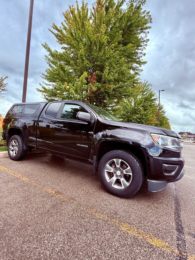 Well Maintained 2015 Chevrolet Colorado - Original owner 4 cyl in Cars & Trucks in Oshawa / Durham Region - Image 2