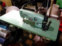 Commercial heavy duty sewing machine