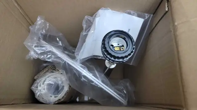 EDISHINE Mid Century Table Lamp, Solid Wood and Metal in Indoor Lighting & Fans in City of Toronto - Image 10