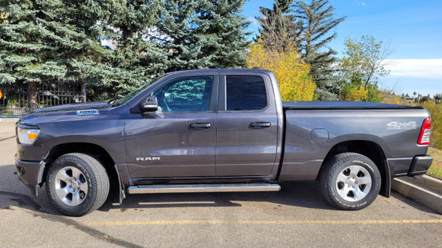 2020 Dodge Ram 5.7 L V8 4WD Low Kms in Cars & Trucks in Calgary - Image 4