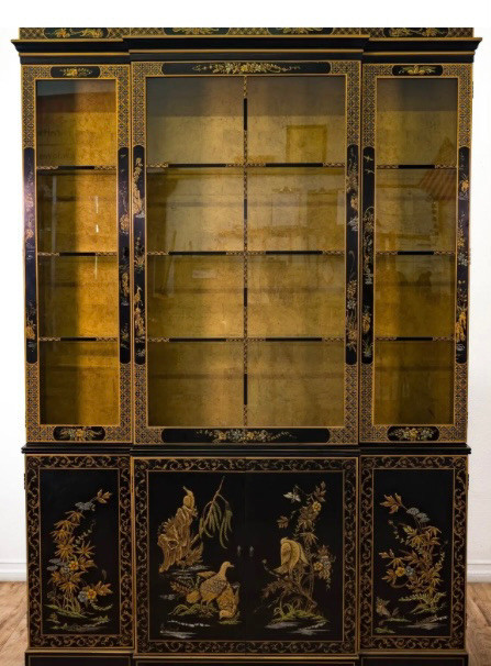 Vintage Asian Chinoiserie Drexel Hand Painted Cabinet in Hutches & Display Cabinets in Oshawa / Durham Region
