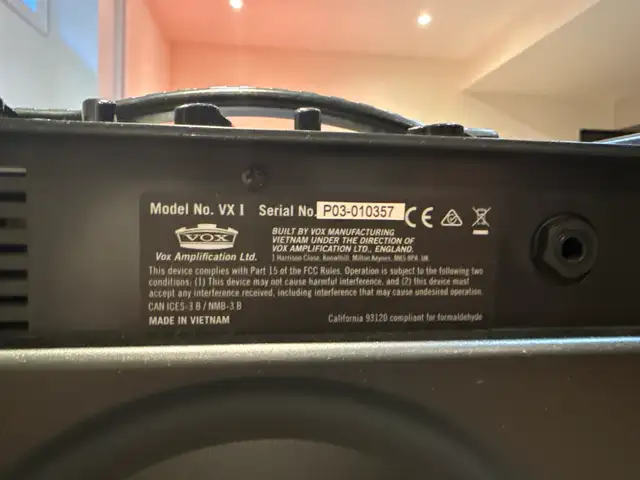 Vox VX I Guitar Amplifier in Amps & Pedals in Mississauga / Peel Region - Image 4