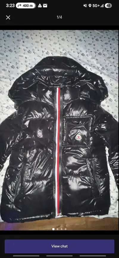 Bran New Moncler Medium and Large sizes Nouveau Moyen et Large grandeur