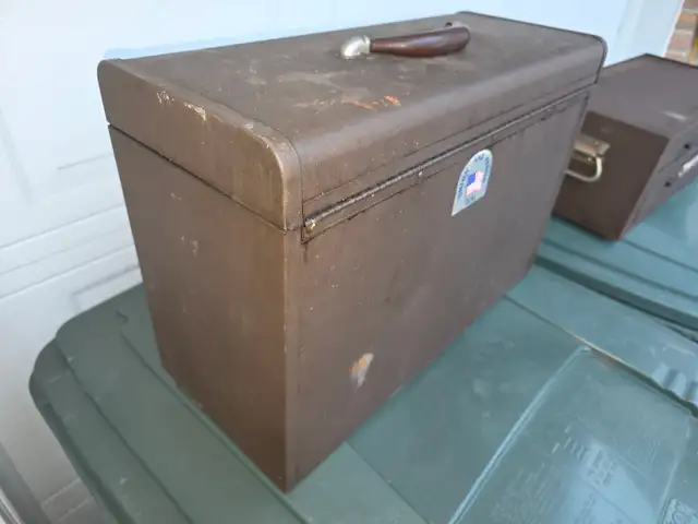 Kennedy 7 Drawers 2 Bay Machinist Tool Chest No Keys It Has Lock in Tool Storage & Benches in Windsor Region - Image 4
