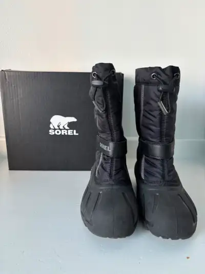 - Kids/Youth SOREL "Youth Flurry" Winter Waterproof Boots - Black/City Grey colour - Insulated, felt...