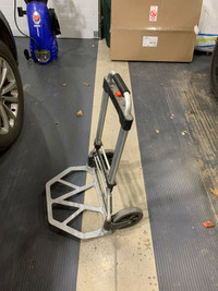 Collapsible handcart