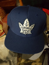 Vintage Logo Maple Leafs