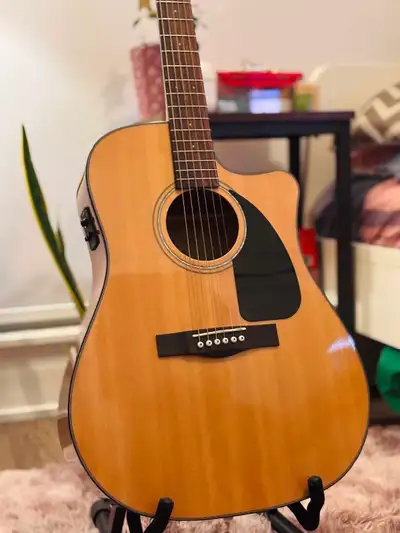 Fender CD-60SCE Acoustic-Electric (Fishman Pickup), View more