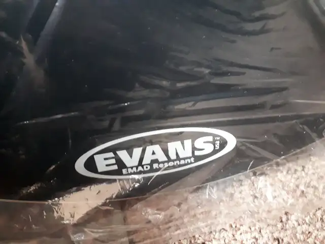BASS DRUM RESO 22" HEADS BLACK TAMA MAPEX DW SQUIRE REMO EVANS in Drums & Percussion in Chatham-Kent - Image 9