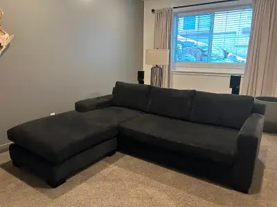 For Sale Sofa Chaise - Reversable so the chaise can be moved to either side of the sofa. Very Good c...