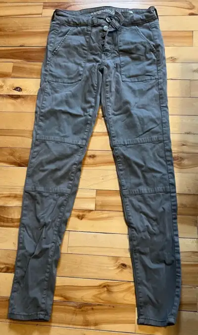 American Eagle Outfitters Boys Pants size 2, View more