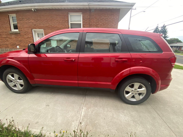 2014 Dodge Journey 126,000km in Cars & Trucks in City of Toronto - Image 3
