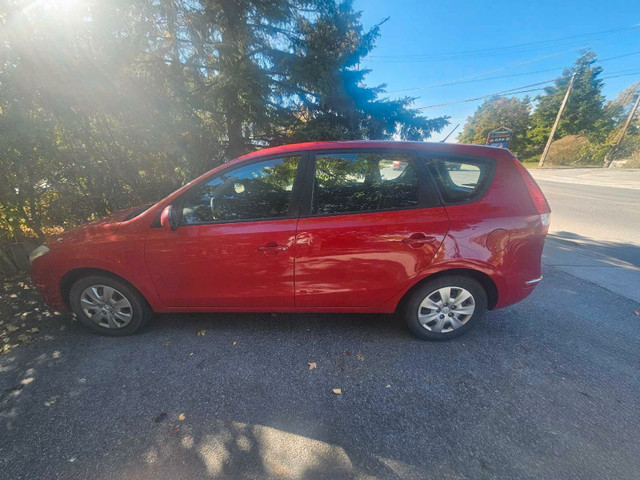 Hyundai Elantra Touring in Cars & Trucks in Ottawa