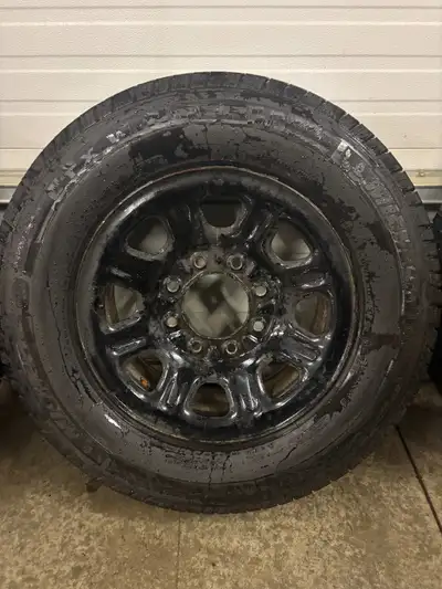 Selling a complete set of Michelin LTX winter tires mounted on steel rims. These are 8-bolt steel ri...