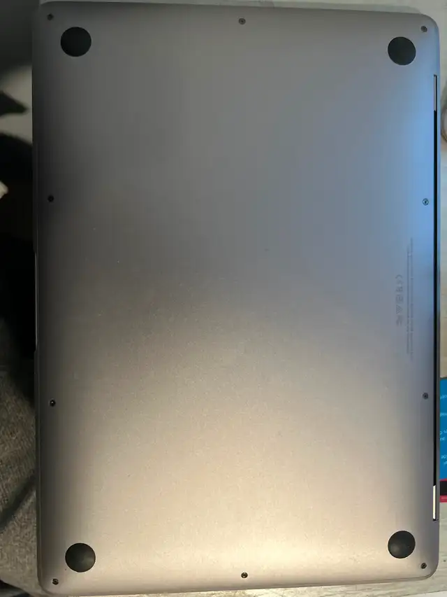 MacBook Air in Laptops in West Island - Image 7