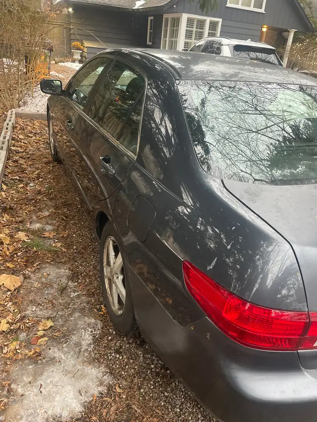 2005 Honda Accord Grey in Cars & Trucks in City of Toronto - Image 8