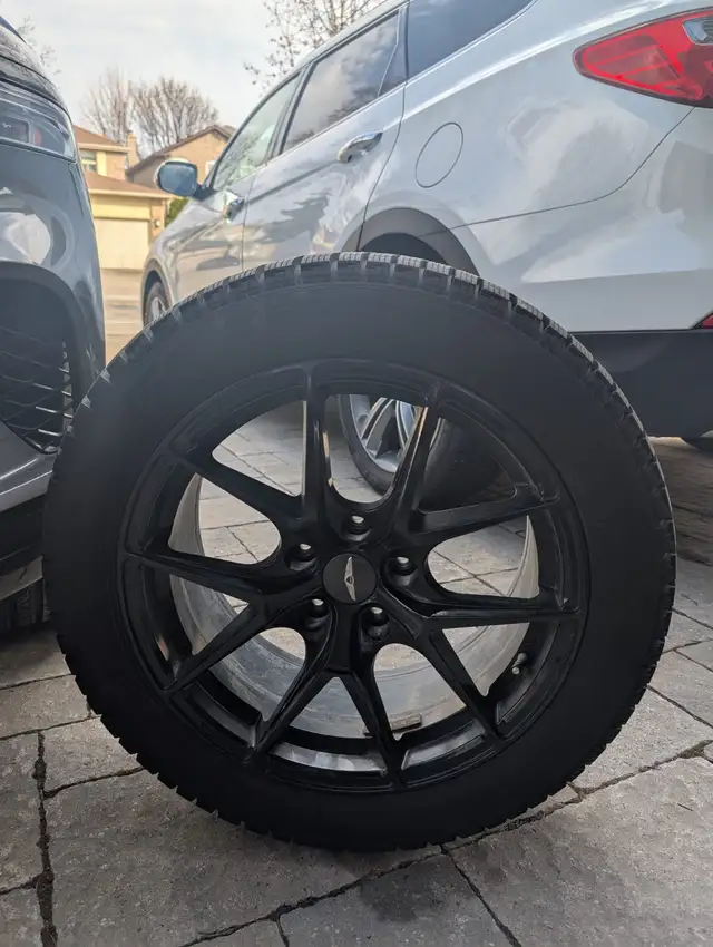 Pirelli Winter Tires on Genuine Genesis Rims 225/50 R17 in Tires & Rims in Markham / York Region - Image 2