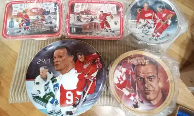 4 Gordie Howe, 1 Maurice Richard Collector Plates Bundle, View more