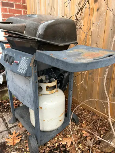 BBQ propane grille, Nepean, View more