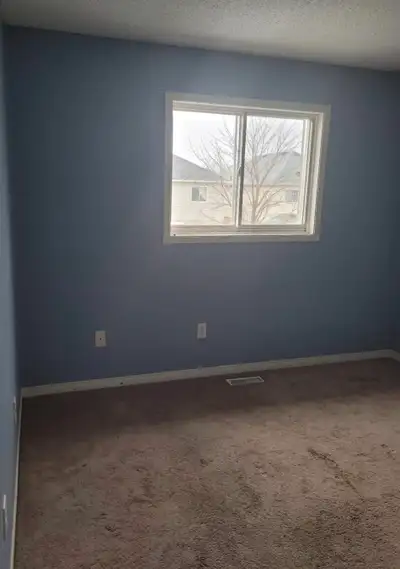 Room for Rent in a home with Shared Accommodations. There is laundry and parking on site. Utilities...