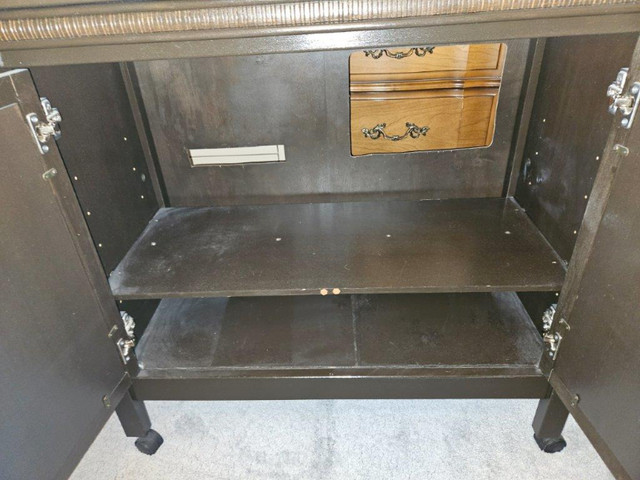 Dark Brown TV Cabinet in TV Tables & Entertainment Units in Strathcona County - Image 2