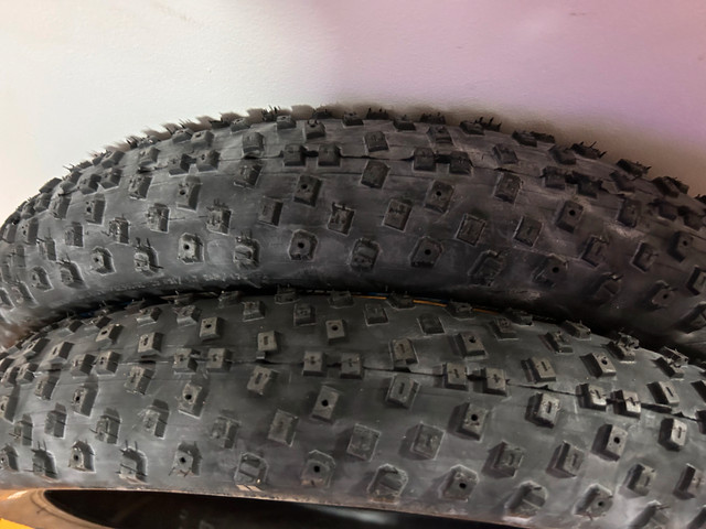 pneu fat bike dans Châssis et pièces  à Shawinigan - Image 4
