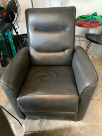  Power lift reclining, leather armchair 
