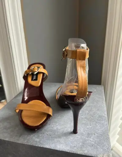 DOLLHOUSE / Sz 8.5 / BNWT / Ret $50, View more