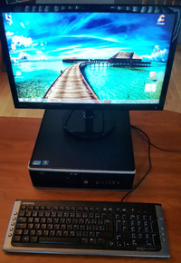 Ordinateur HP, écran, clavier, souris