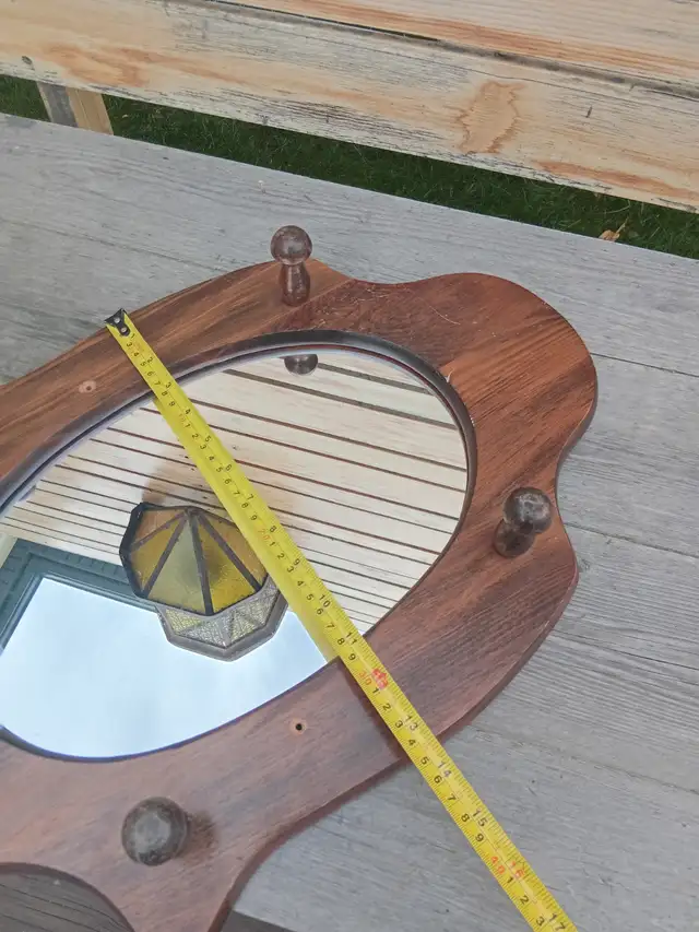 Vintage Wooden Entryway Mirror with Pegs in Home Décor & Accents in Calgary - Image 7