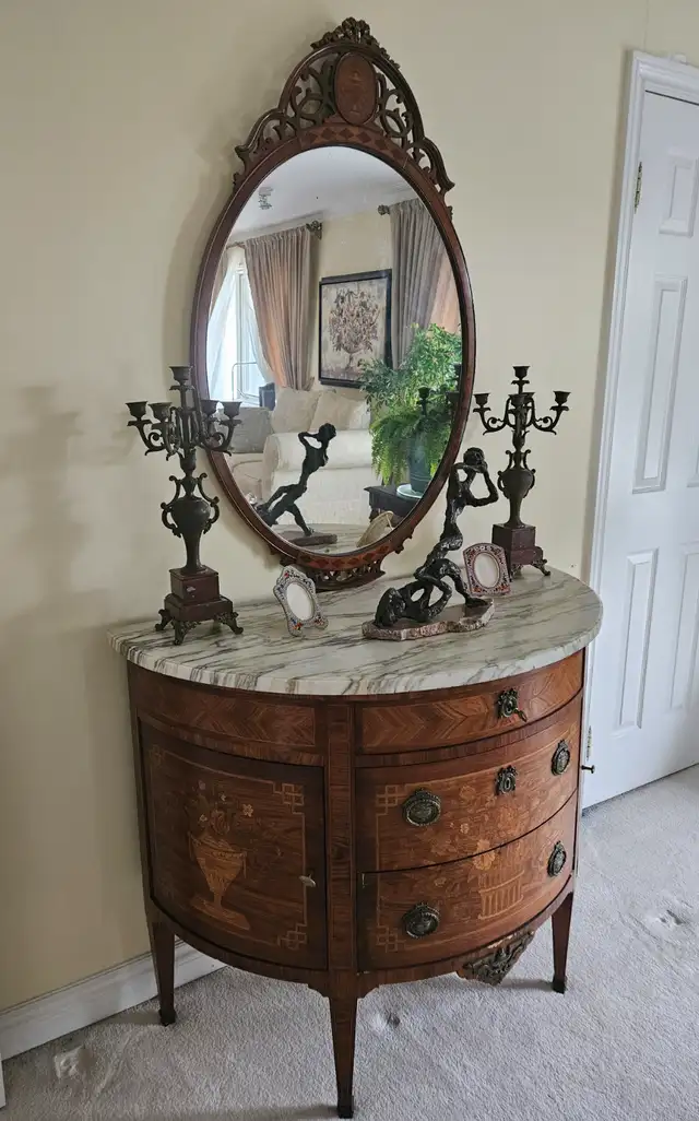 FRENCH LOUIS XVI STYLE HALF-MOON COMMODE, LATE  19TH CENTURY in Home Décor & Accents in City of Toronto - Image 3