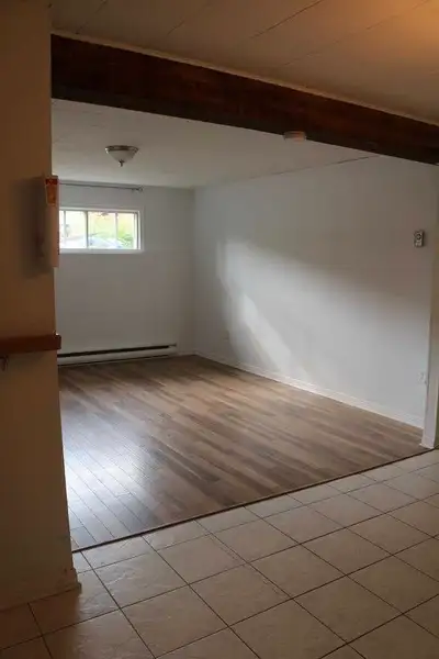 Loft bachelor à Mascouche 830$/mois