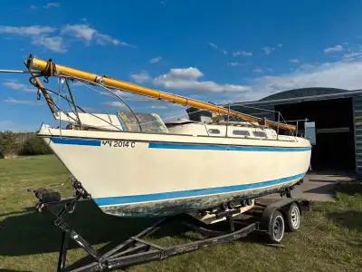 1975 O'day 25 foot sailboat, 9.8 Tohatsu long leg, used 2 seasons ($3000), retractable keel, sleeps...