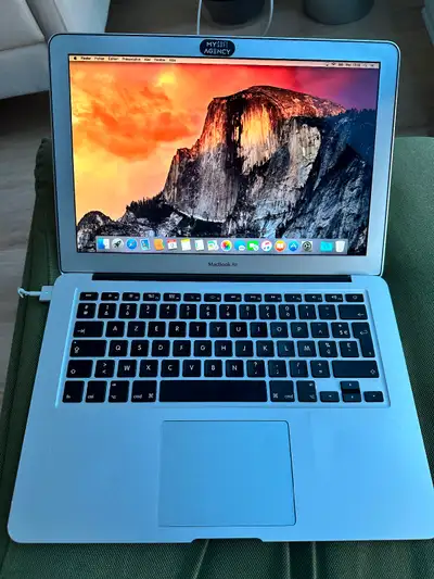 Mac Book air 2015, View more