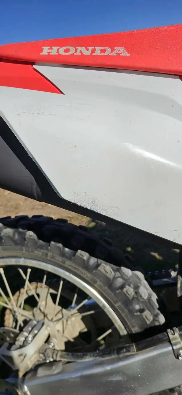 2021 Honda CRF 250F in Dirt Bikes & Motocross in Kawartha Lakes - Image 9