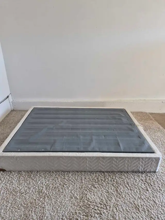 FREE DELIVERY Queen Size Bedframe with Hideaway Storage / Bed in Beds & Mattresses in Vancouver - Image 7