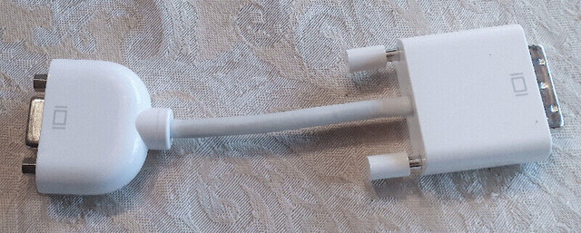 Apple VGA Port To DVI Cable Video Display Adapter OEM in Cables & Connectors in Strathcona County