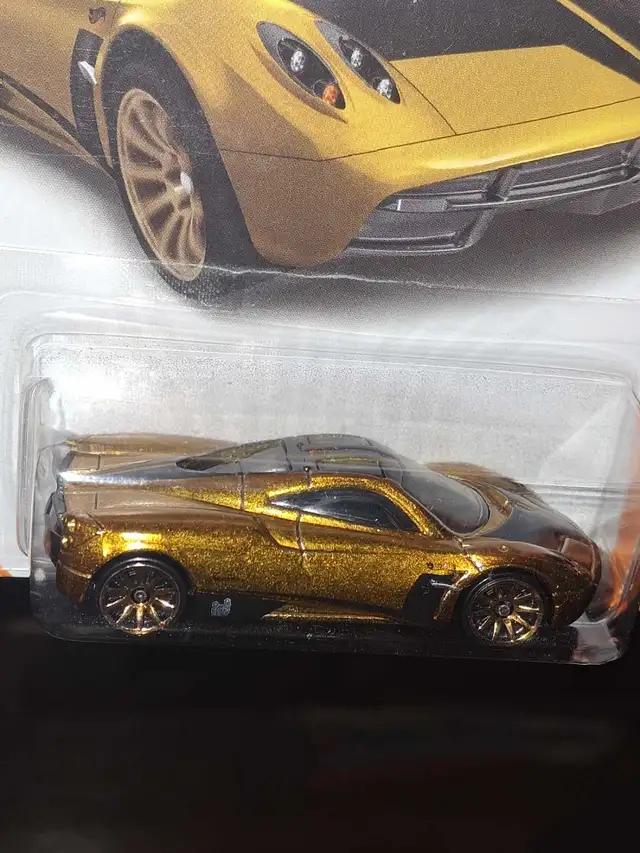 Pagani Huayra 2021 Hot Wheels id #8/8 in Toys & Games in Guelph - Image 3