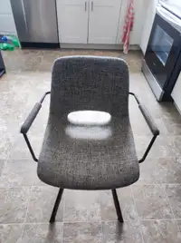 Chairs 4x