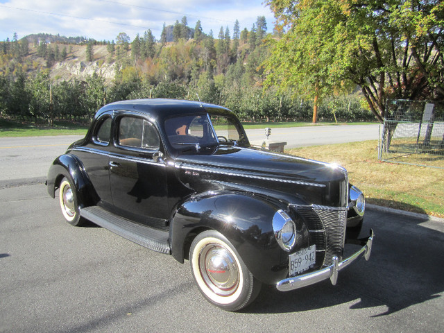 1940 Ford Deluxe Coupe with Columbia Overdrive in Classic Cars in Penticton - Image 3