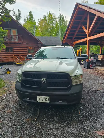 2018 Dodge RAM 1500 ST Eco-Diesel Certified Comes with safety certificate, Carfax available Regular...