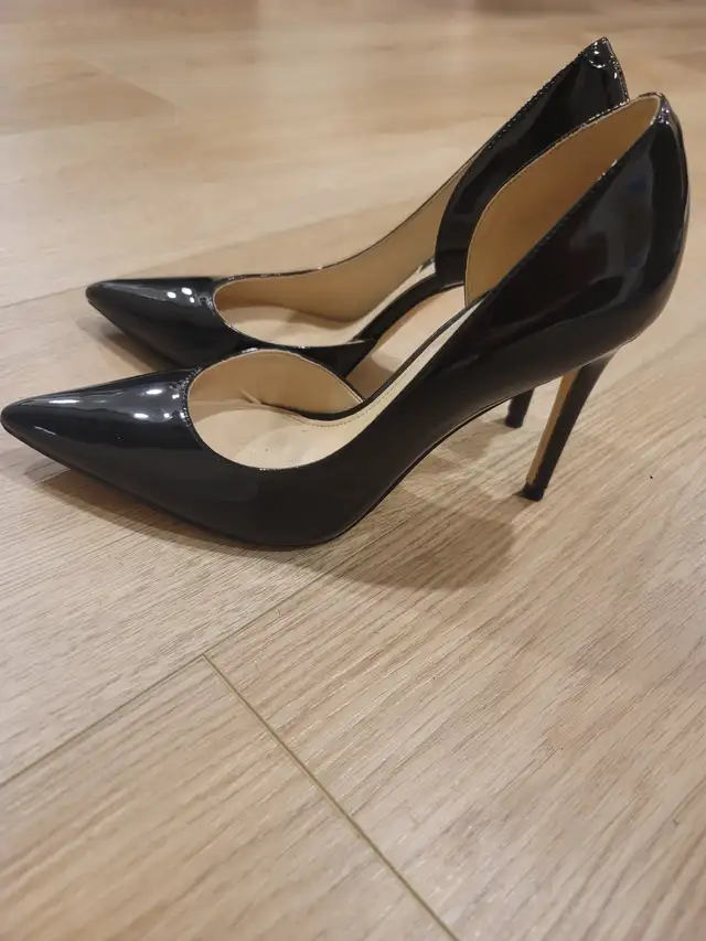Nine West high heels in Women's - Shoes in Calgary - Image 4