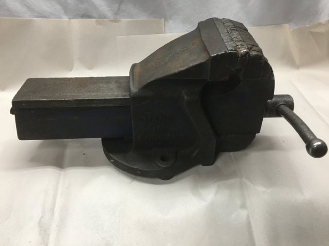 Record #5 Mechanics 5In. Bench Vise in Other in St. Catharines - Image 5