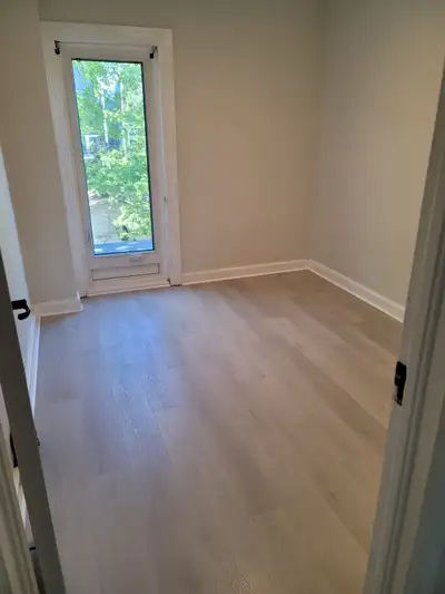 3 Bedroom 1 bathroom home for rent on annual lease in excellent neighbourhood! Within walking distan...