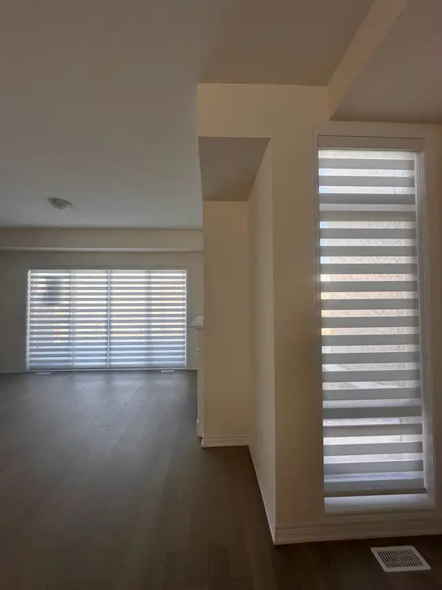 NO MIDDLEMAN. WHOLESALE PRICES! BLINDS SHUTTERS FACTORY DIRECT! in Window Treatments in City of Toronto - Image 4