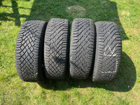 Snow tires 